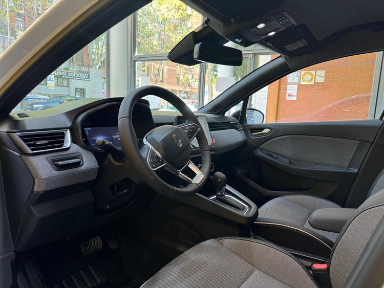 Renault Clio Techno foto 6