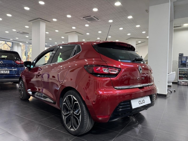 Renault Clio Wolfnoir foto 4