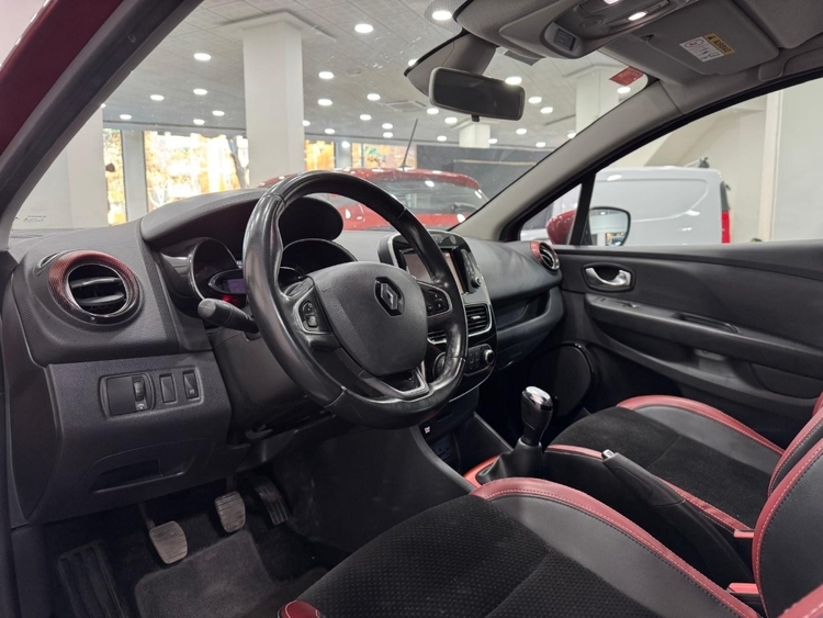 Renault Clio Wolfnoir foto 6