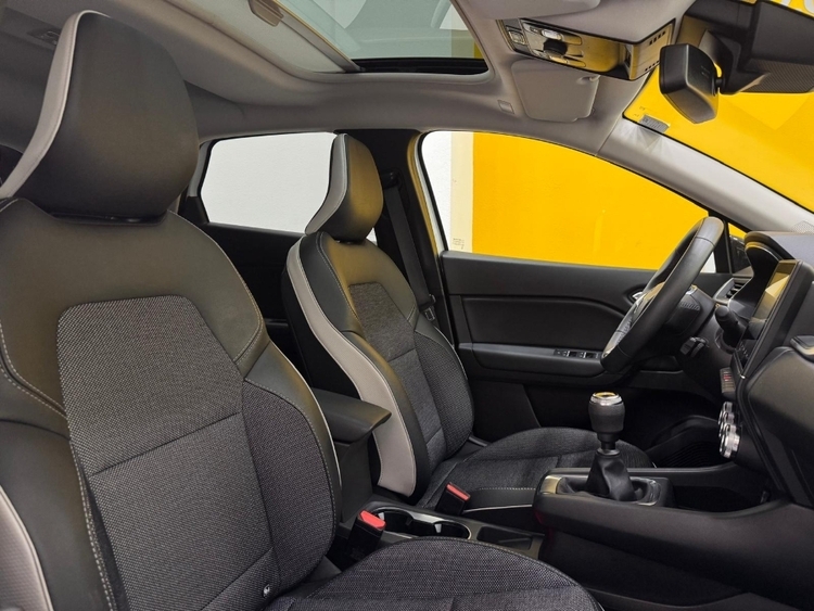 RENAULT CAPTUR ZEN - FAST TRACK foto 13