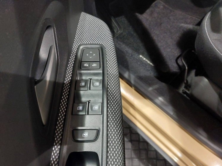 Dacia Sandero Stepway Expression Go foto 12